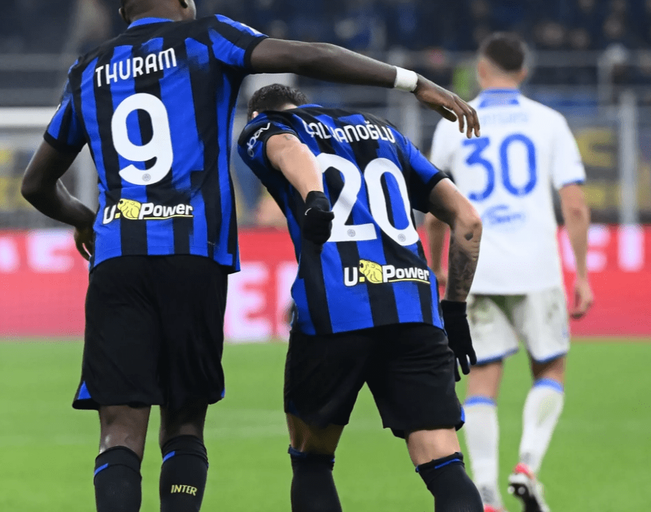 星空体育app下载-陶西太太一家真实照片